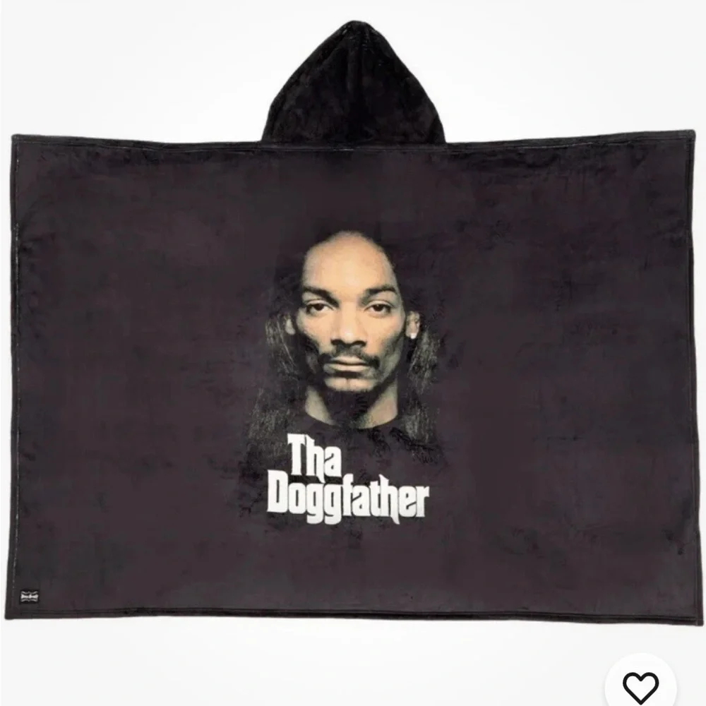 Snoop Dogg “Tha Doggfather” Hooded Blanket Wearable Plush Fleece Throw Black
